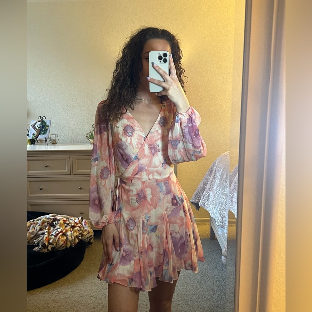 VICI COLLECTION floral mini dress size XS